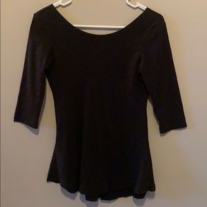 Elegantees V-Back Three Quarter Tee,…